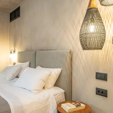 Villa Lithos Art - Utopia *