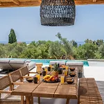 Lithos Art - Utopia Villa Lakíthra